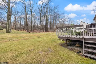 33 Stockton Ct, Parsippany, NJ 07950 - Photo 31