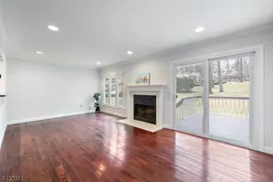 33 Stockton Ct, Parsippany, NJ 07950 - Photo 11