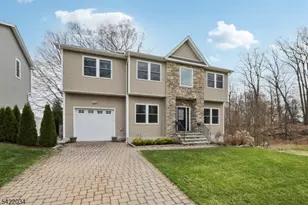 2 Calumet Ave, Parsippany, NJ 07034 - Photo 3