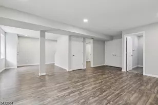 2 Calumet Ave, Parsippany, NJ 07034 - Photo 31