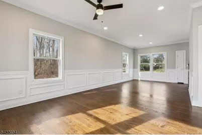 2 Calumet Ave, Parsippany, NJ 07034 - Photo 11