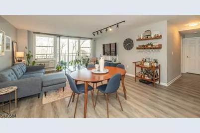 300 Main St #211, Little Falls Township, NJ 07424 - Photo 5