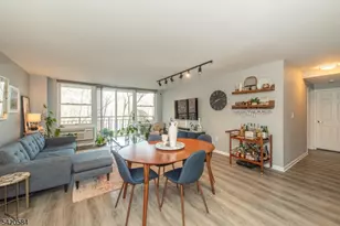 300 Main St, Little Falls Township, NJ 07424 - Photo 5