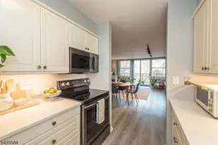 300 Main St, Little Falls Township, NJ 07424 - Photo 11