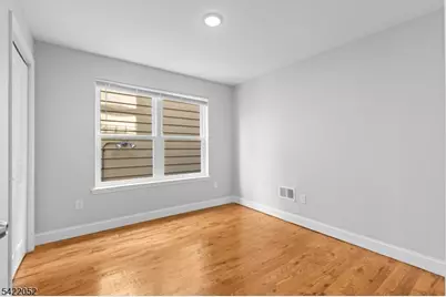 19 Shaw Ave #1, Newark, NJ 07112 - Photo 17