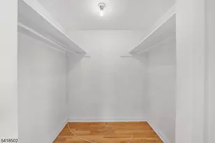 522 Thompson Ave, Roselle, NJ 07203 - Photo 21