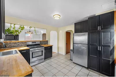 522 Thompson Ave, Roselle, NJ 07203 - Photo 13