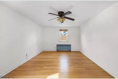 522 Thompson Ave, Roselle, NJ 07203 - Photo 19