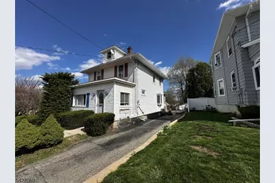 126 Bartholdi Ave, Butler, NJ 07405 - Photo 3