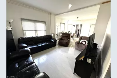 126 Bartholdi Ave, Butler, NJ 07405 - Photo 9