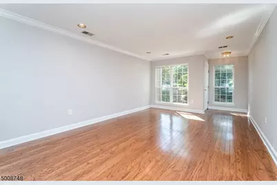 17 Clark Ct, Bernards Township, NJ 07920 - Photo 3