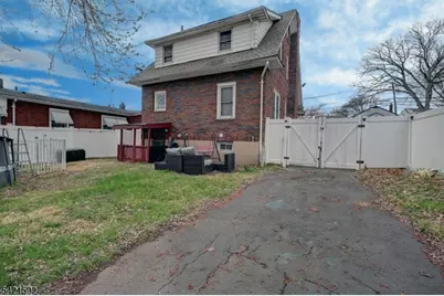 532 W Broadway, Haledon, NJ 07508 - Photo 25