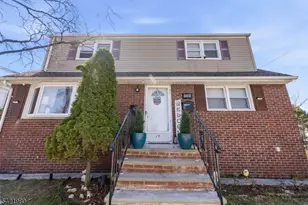 129 Oxford St, Paterson, NJ 07522 - Photo 1