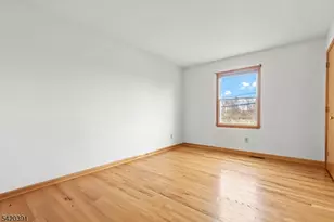 1313 Dukes Pkwy E, Manville, NJ 08835 - Photo 17