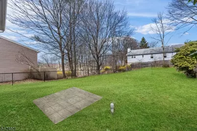 537 Rogers Dr, Roxbury Township, NJ 07850 - Photo 29