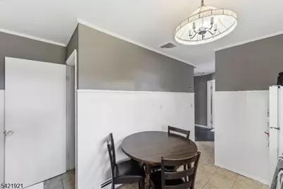 537 Rogers Dr, Roxbury Township, NJ 07850 - Photo 11