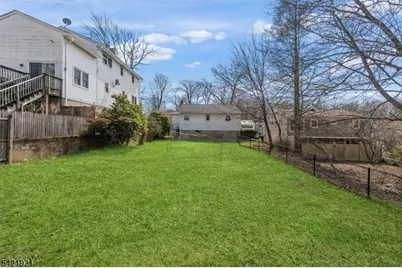 537 Rogers Dr, Roxbury Township, NJ 07850 - Photo 31