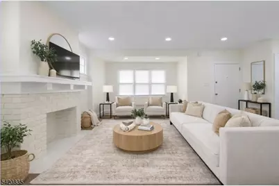 39 Hurden St, Hillside, NJ 07205 - Photo 5