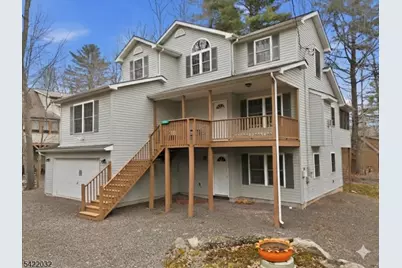 7225 Winnebago Dr, Pennsylvania, NJ 18347 - Photo 1