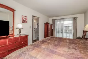 498 Auten Rd 2D, Hillsborough Township, NJ 08844 - Photo 23