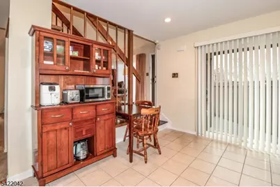 498 Auten Rd 2D, Hillsborough Township, NJ 08844 - Photo 15