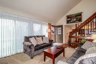 498 Auten Rd 2D, Hillsborough Township, NJ 08844 - Photo 9