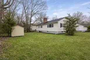 6 Windsor Way, Berkeley Heights Township, NJ 07922 - Photo 3