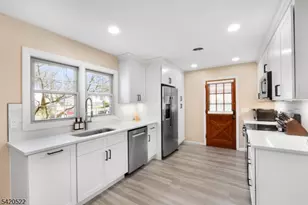 719 Brooklyn Ave, Raritan, NJ 08869 - Photo 13