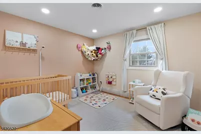 719 Brooklyn Ave, Raritan, NJ 08869 - Photo 19