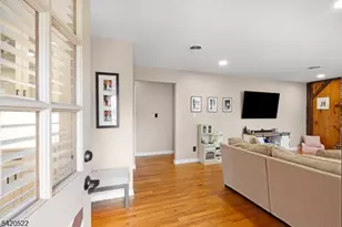 719 Brooklyn Ave, Raritan, NJ 08869 - Photo 5