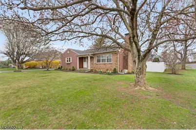 719 Brooklyn Ave, Raritan, NJ 08869 - Photo 1