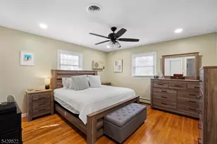 719 Brooklyn Ave, Raritan, NJ 08869 - Photo 15