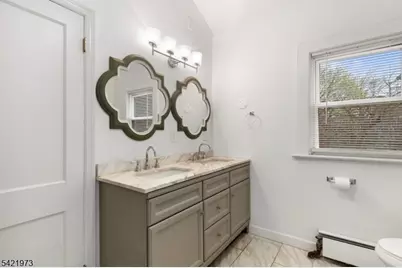 38 Hinsdale Pl, Newark, NJ 07104 - Photo 15