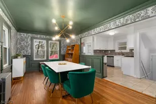 38 Hinsdale Pl, Newark, NJ 07104 - Photo 7