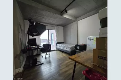 58-60 Elm St #504, Newark, NJ 07105 - Photo 5