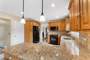 64 Country Club Ln, Harmony Township, NJ 08865 - Photo 11