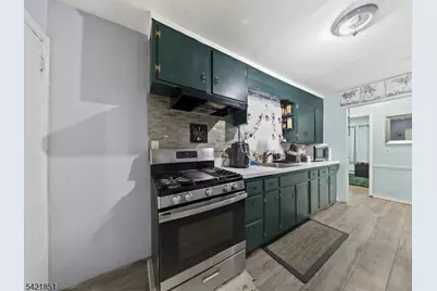 1046 E 26th St, Paterson, NJ 07513 - Photo 5