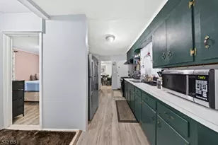 1046 E 26th St, Paterson, NJ 07513 - Photo 7