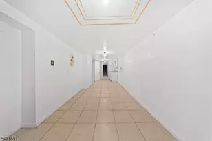 1046 E 26th St, Paterson, NJ 07513 - Photo 37