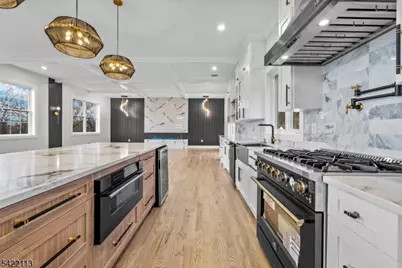 38 Pershing Pl, Woodland Park, NJ 07424 - Photo 13