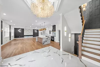 38 Pershing Pl, Woodland Park, NJ 07424 - Photo 5