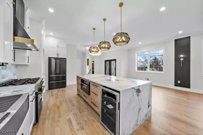 38 Pershing Pl, Woodland Park, NJ 07424 - Photo 11