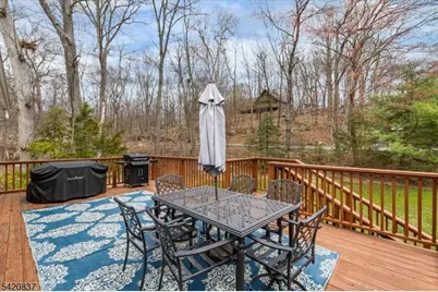 20 Lake View Dr, Byram Township, NJ 07821 - Photo 21