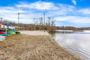 20 Lake View Dr, Byram Township, NJ 07821 - Photo 35