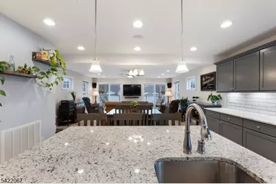 51 Mohawk Trl, Jefferson Township, NJ 07849 - Photo 7