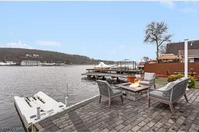 51 Mohawk Trl, Jefferson Township, NJ 07849 - Photo 29