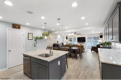 51 Mohawk Trl, Jefferson Township, NJ 07849 - Photo 5