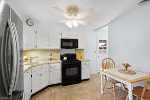 12 Crestwood Dr, Madison, NJ 07940 - Photo 7