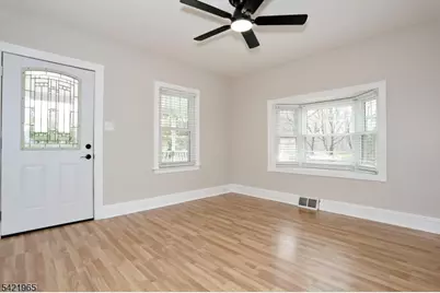 60 Ramapo Ave, Oakland, NJ 07436 - Photo 5