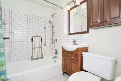 60 Ramapo Ave, Oakland, NJ 07436 - Photo 15